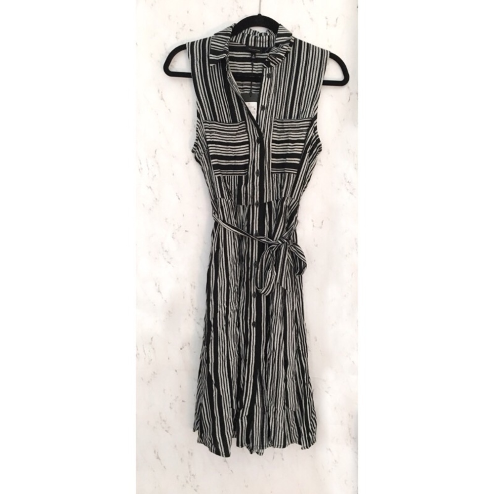 Who What Wear tie-waist, button down dress